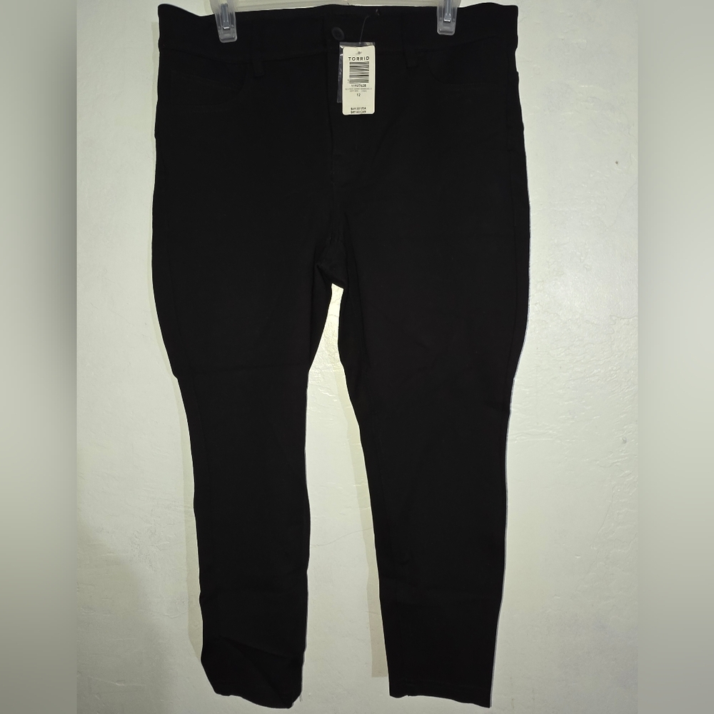 Torrid Black Skinny Bombshell Jeans